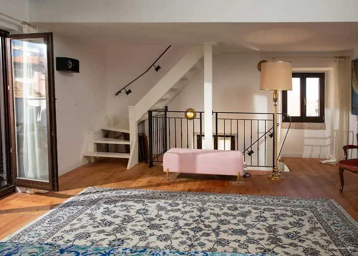 The Residence Of Captain Free Parking Rovinj