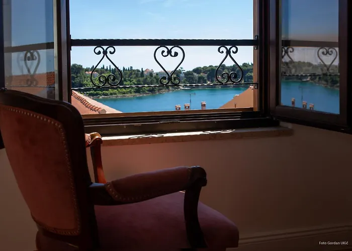 Apartment The Residence Of Captain Free Parking Rovinj